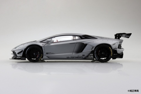 AOSHIMA 05993- LB-WORKS LAMBORGHINI AVENTADOR LIMI